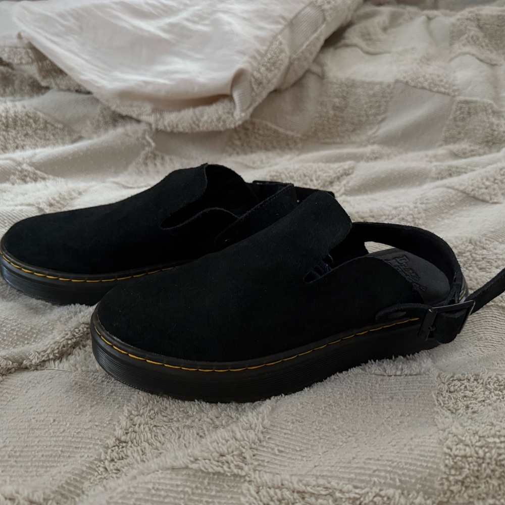 Dr. Martens Carlson Slingback Mule - Black